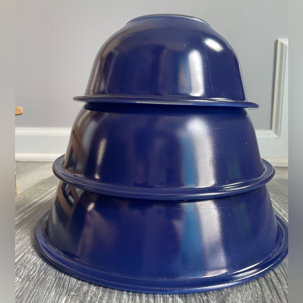 Pyrex Cobalt Blue Nesting Mixing Bowls